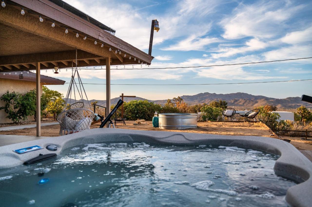 The Stargaze In Joshua Tree - Pool, Hot Tub, Views Villa Bagian luar foto